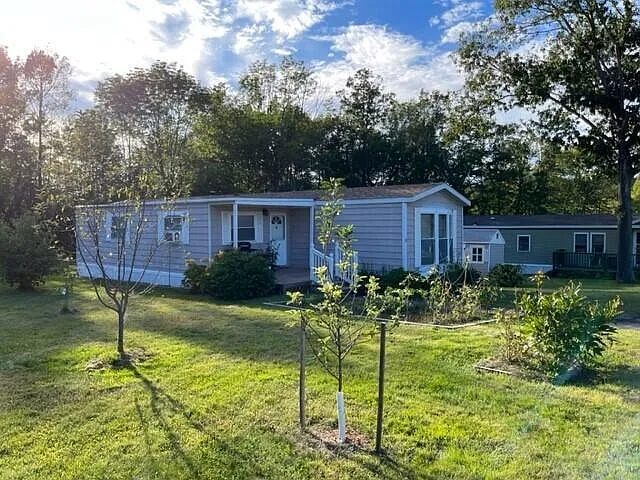 25 Sandalwood Cir — Photo 14