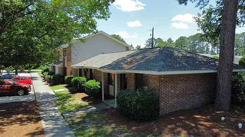 Oakview Townhomes Photo 1