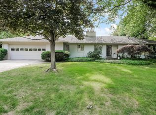 202 El Centro Blvd SE, East Grand Rapids, MI