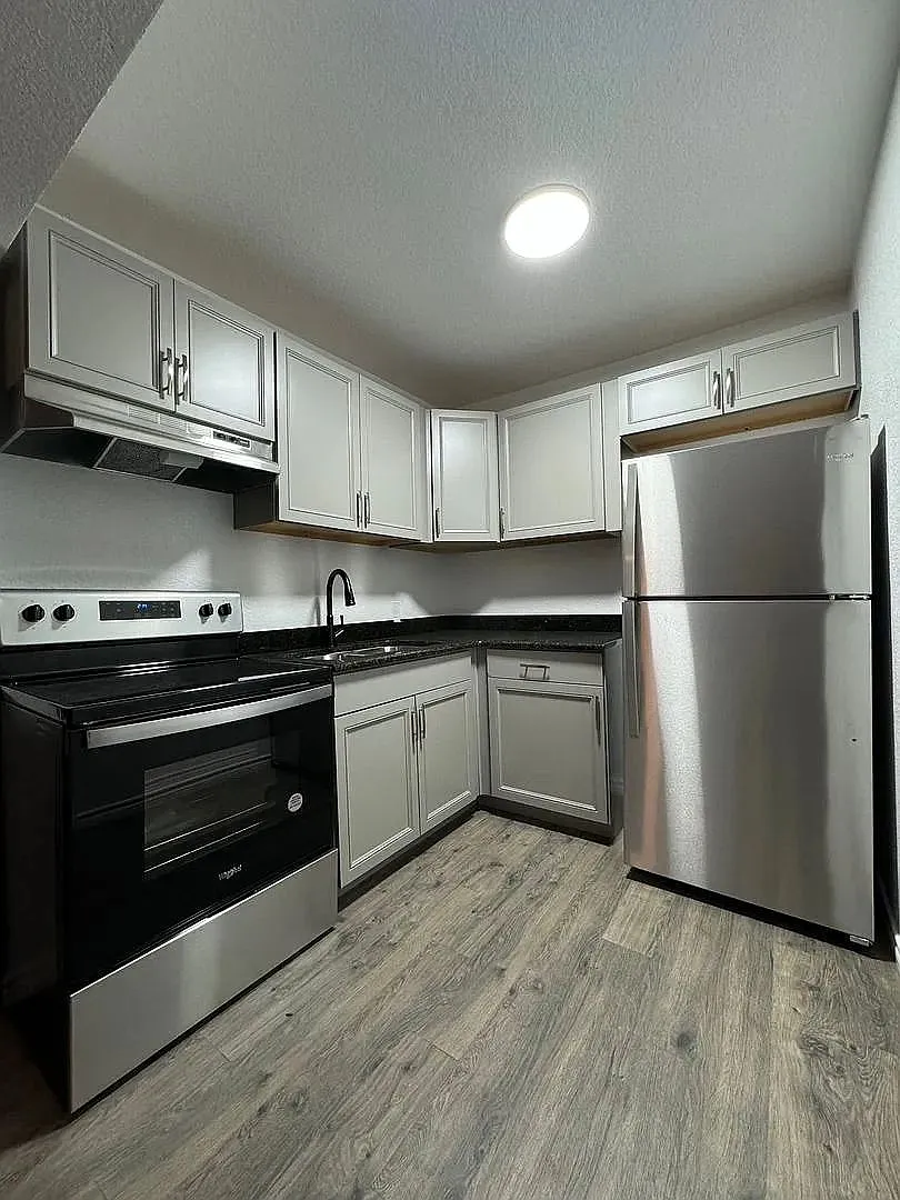 2 bed, 1.0 bath, 525 sqft, $795 — Photo 3