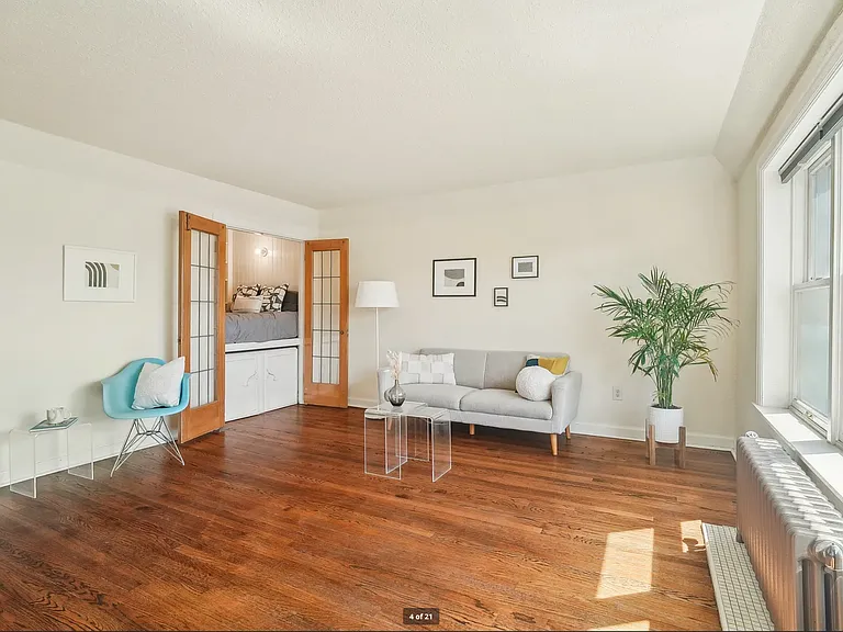519 W Roy St #309 — Photo 6