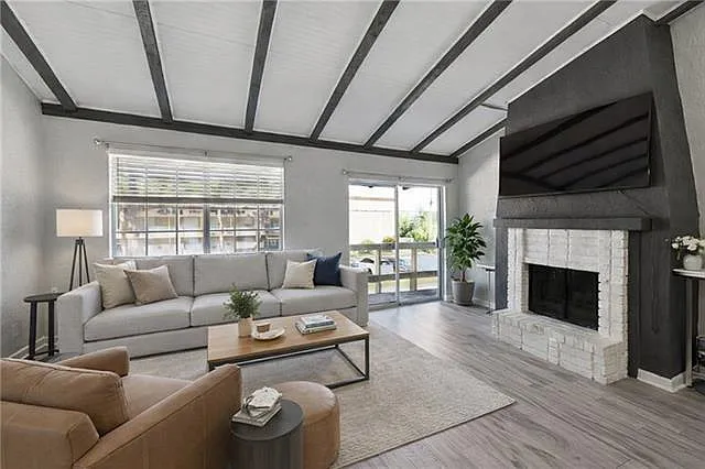 2305 Cleary Ave #209 — Photo 3