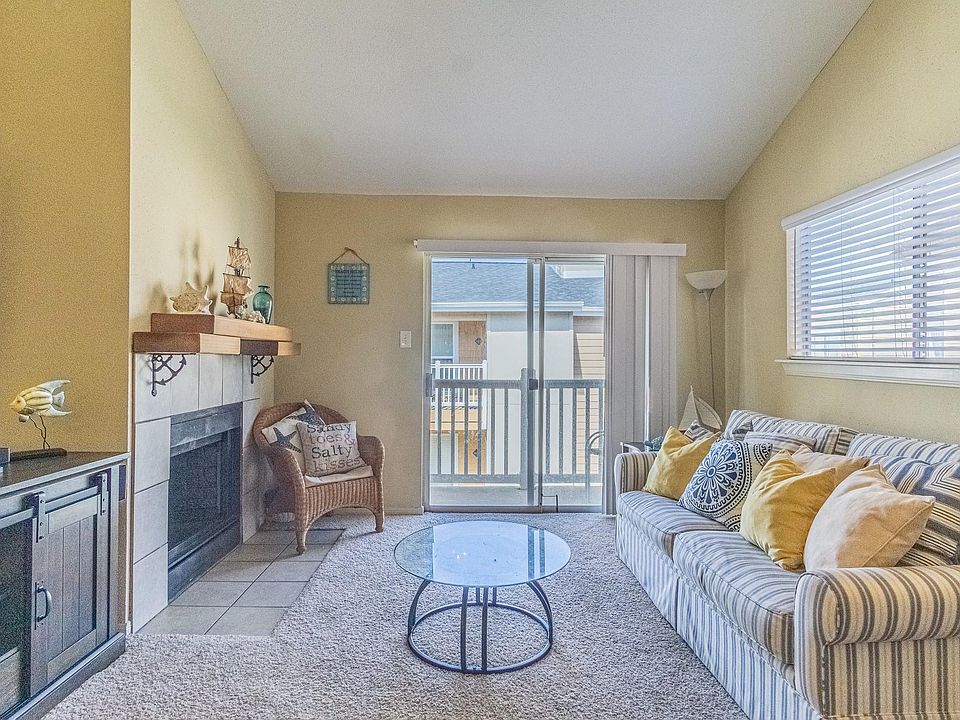 1st image of 3506 Cove View Blvd APT 506
