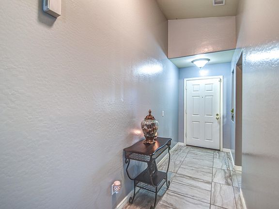 3rd image of 10767 W Mountain View Dr