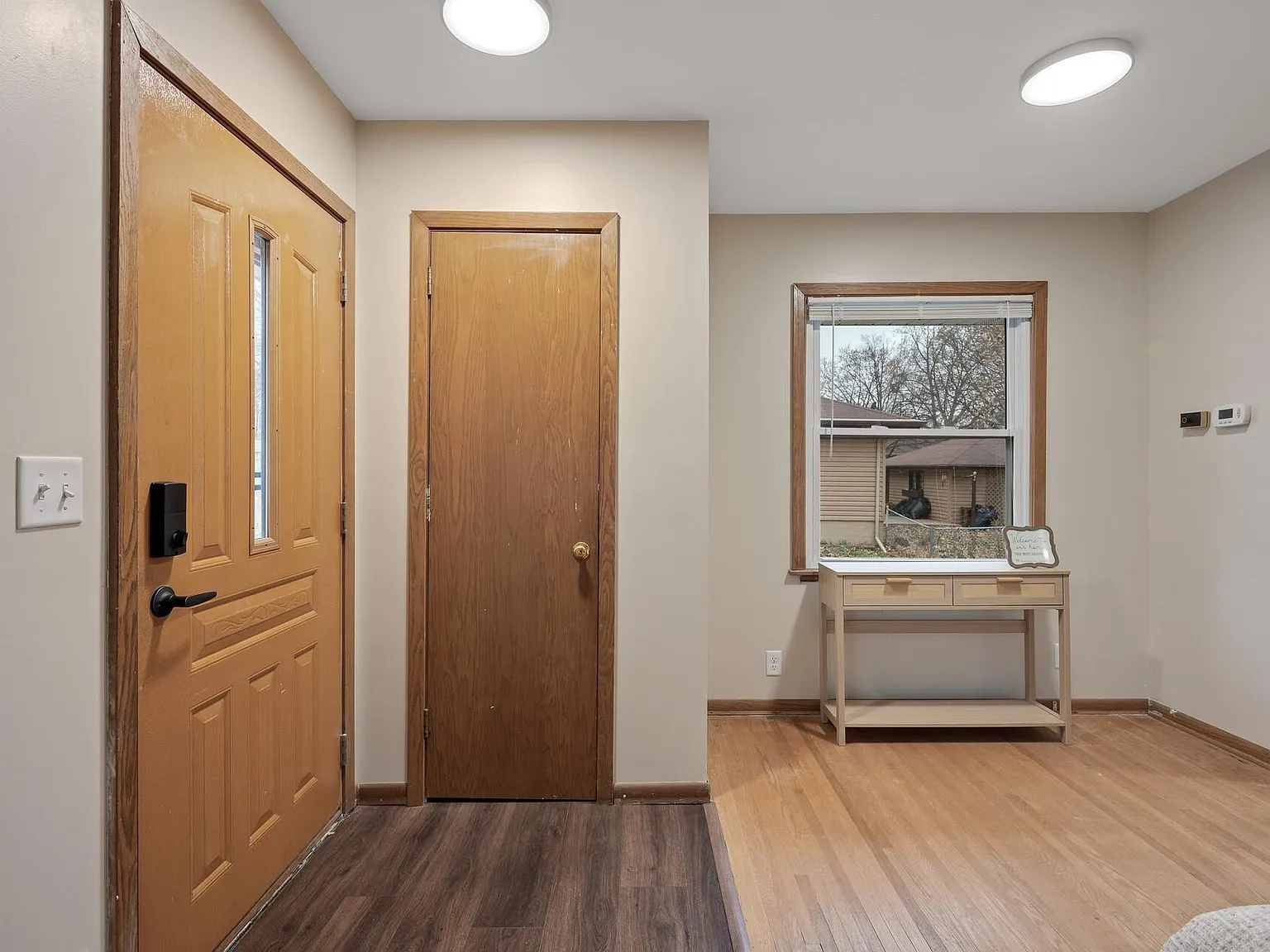 3 bed, 2100 sqft, $3,300 — Photo 4