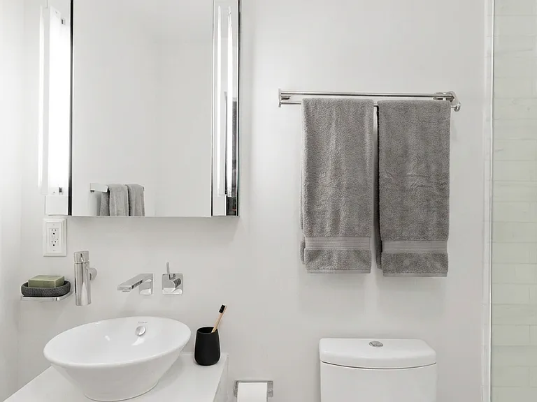 230 Riverside Dr #1B — Photo 9