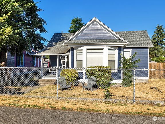 2nd image of 6211 S Montgomery Street
