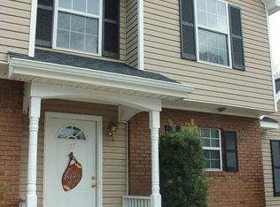 115 Reynolds Ave APT 17, Greenwood, SC 29649