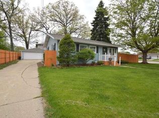 2117 84th St, Kenosha, WI 53143