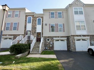 37 Russell Ct, Matawan, NJ 07747