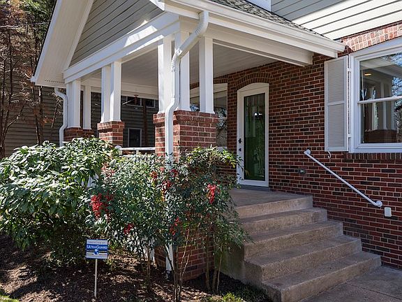 Inviting Front Entry