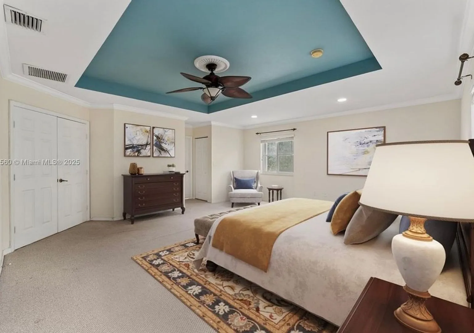 Spacious 5BR House in Homestead — Photo 2