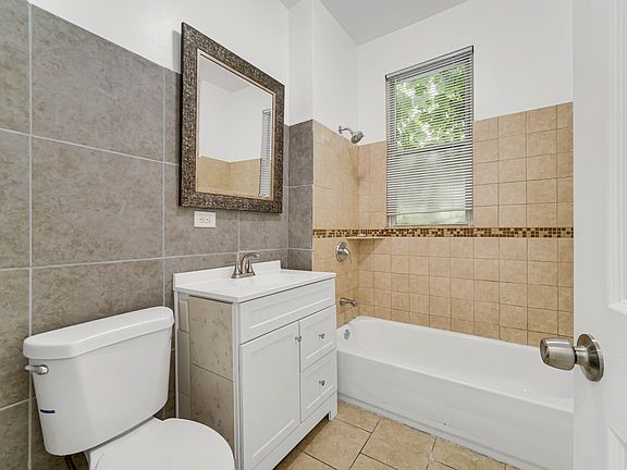 4th image of 5744 S Green St