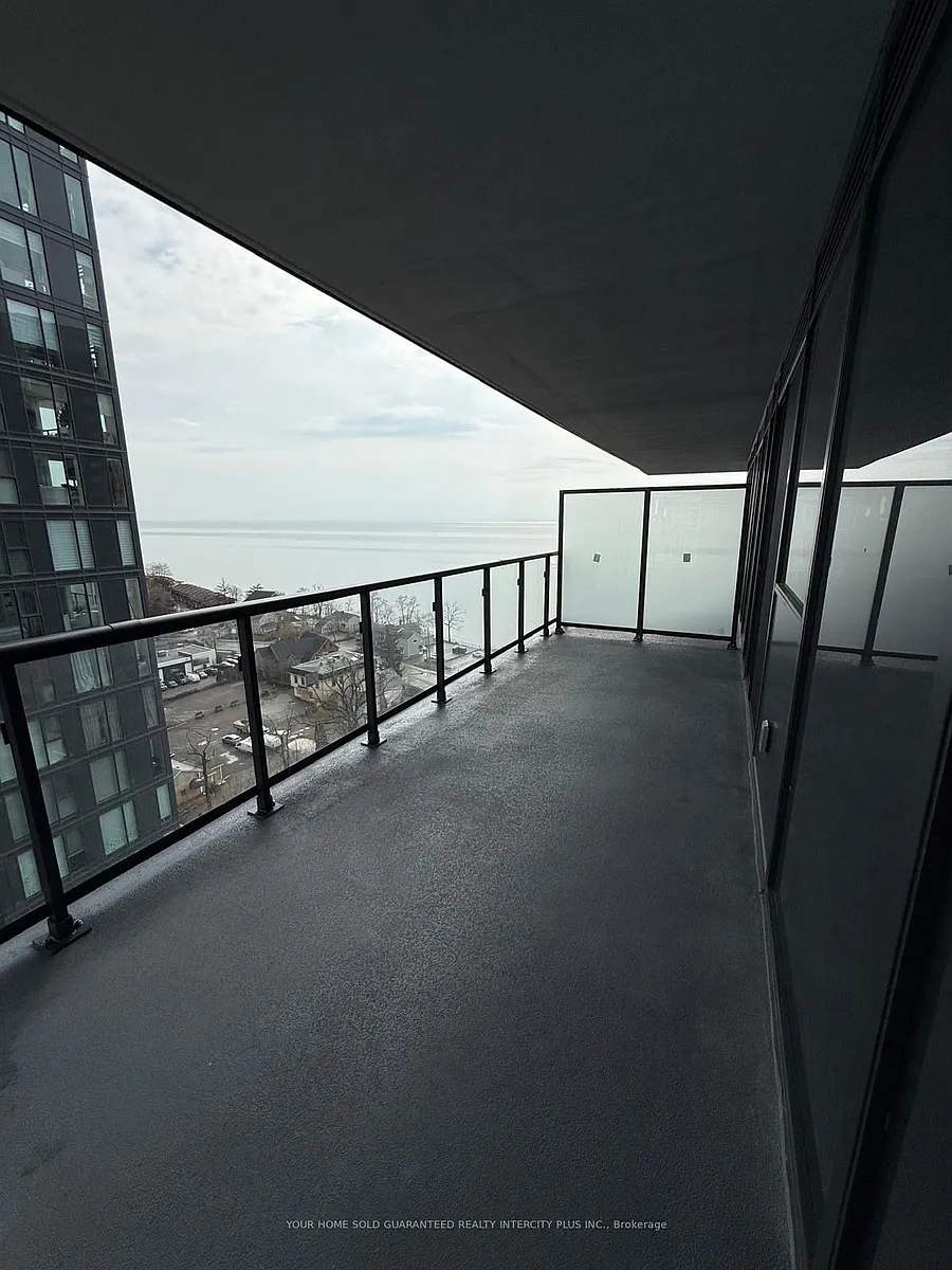 Building Photo - 2075 Lakeshore Rd #1203