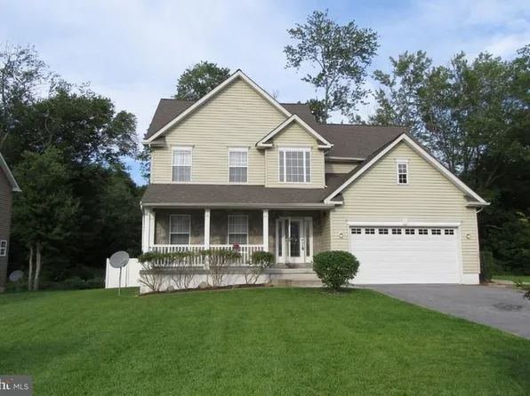 110 Trout Stream Dr, Newark, DE 19711