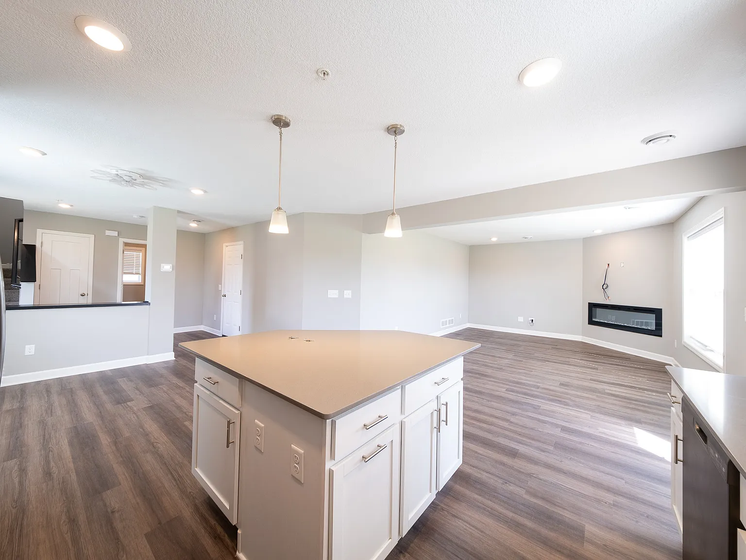 Heron Court, Lino Lakes (2164) Rs Mg1 *Hwp* - 1 — Photo 4