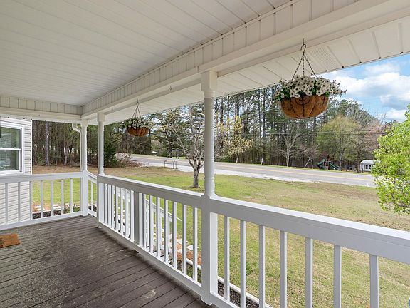 4th image of 11841 Covered Bridge Rd