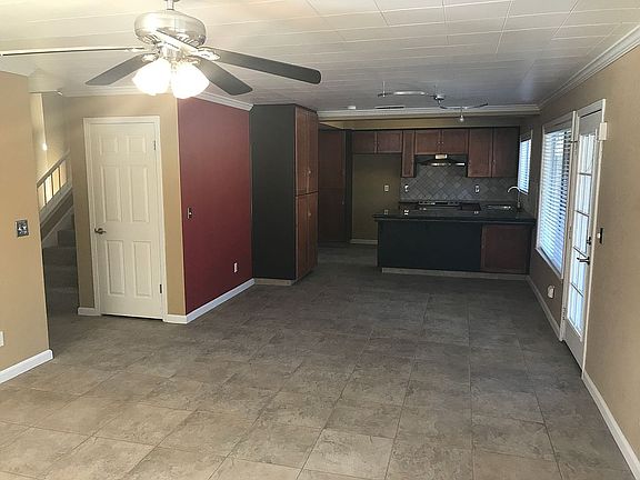 4th image of 1030 E Edgemont Dr