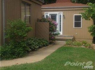 959 Imperial Point, Manchester, MO 63021