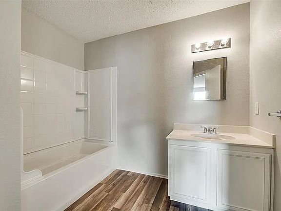 3rd image of 2027 Cap Rock Ln