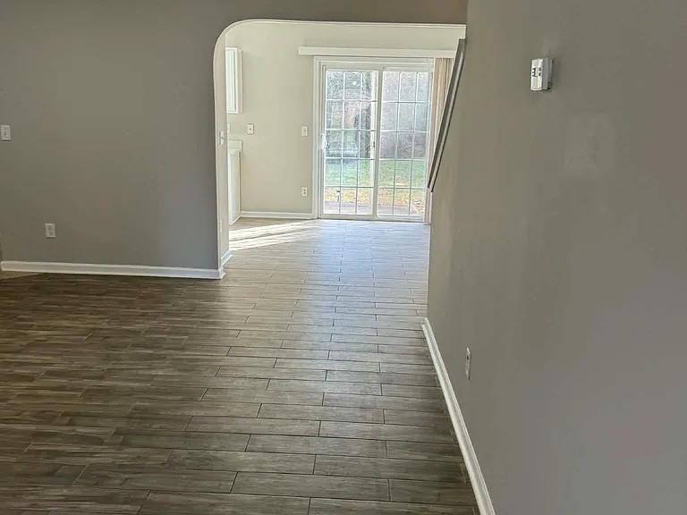 705 Magnolia Gardens Walk — Photo 5