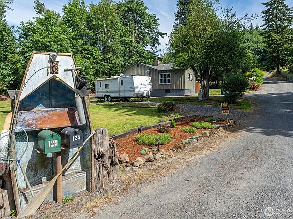 4th image of 123 Niemi Road