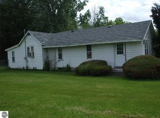 2299 W State Rd, West Branch, MI 48661