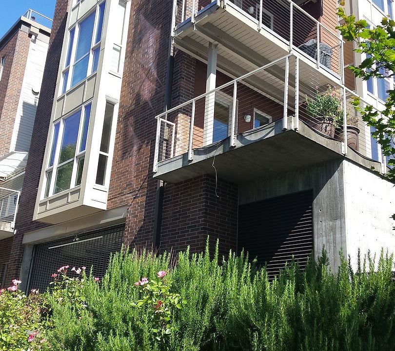 2nd image of 4280 S Corbett Ave Unit 102