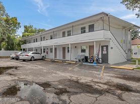 2146 Inwood Ter, Jacksonville, FL