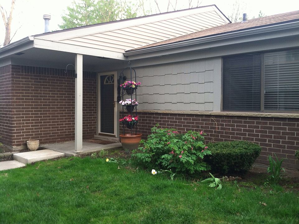 1st image of 29736 Farmbrook Villa Ln