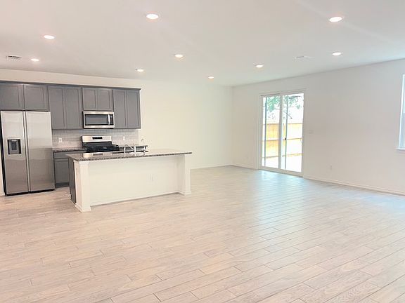 2nd image of 166 Canopy Oak Rd