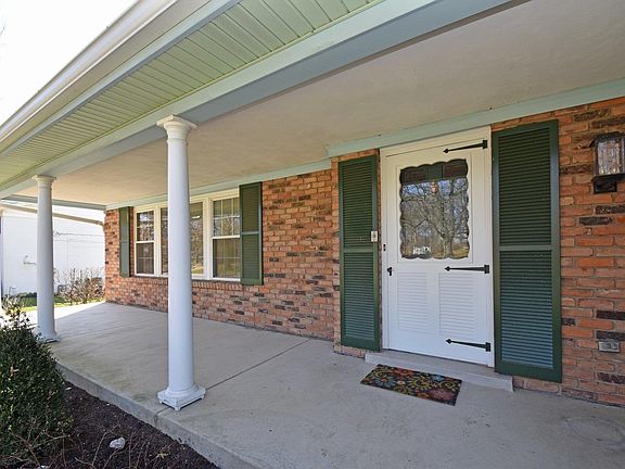 2nd image of 7525 Fourwinds Dr