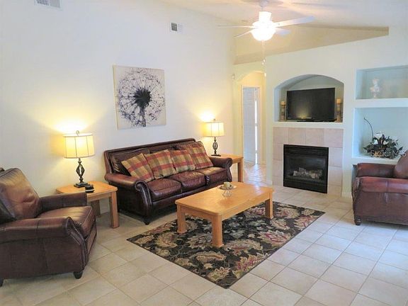 4th image of 2110 Citron Ct