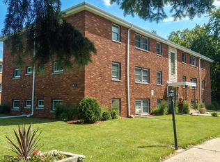 2128 Fry St, Saint Paul, MN 55113