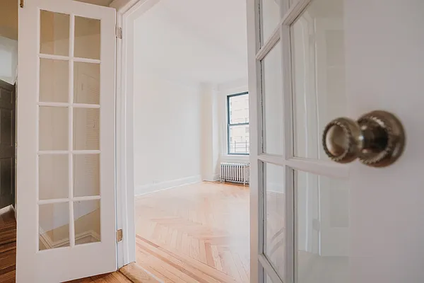 Rented by Corcoran | media 16