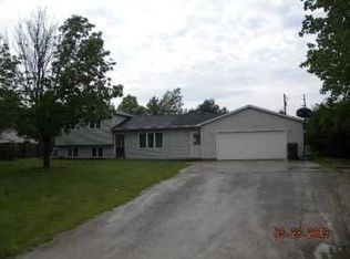 9405 Nichols Rd, Montrose, MI 48457