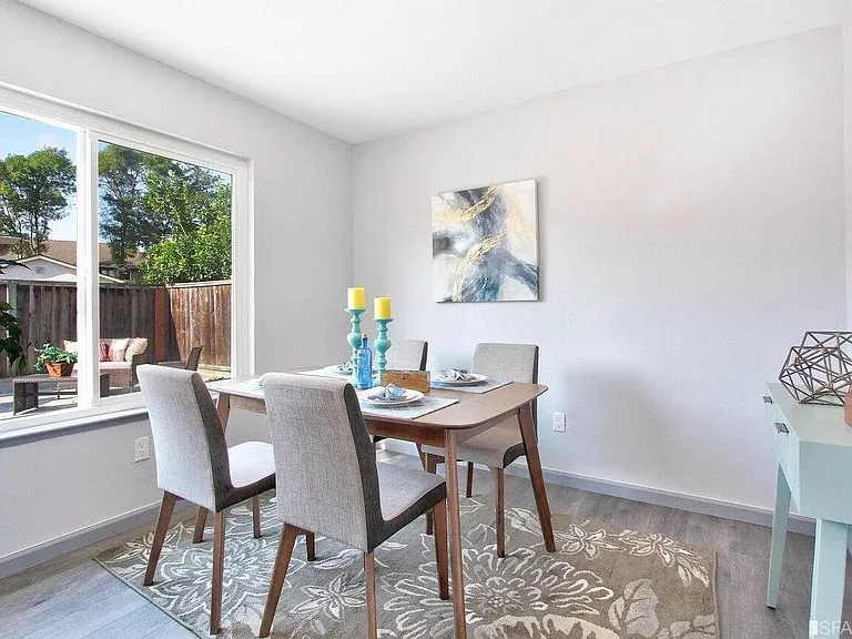31221 Lily St — Photo 30