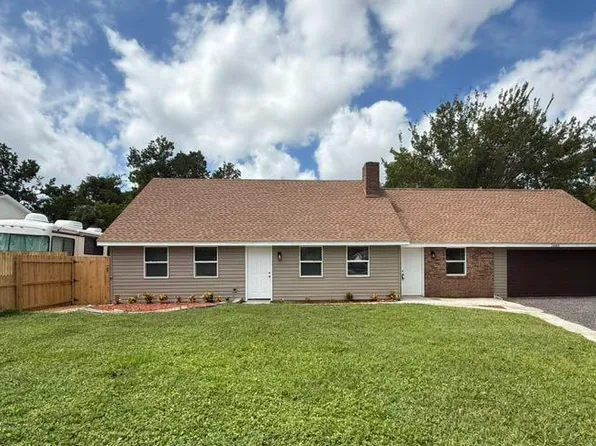 1480 Vine St, Daytona Beach, FL 32117