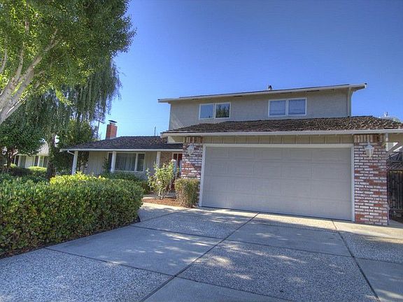 3rd image of 2809 Ponderosa Way