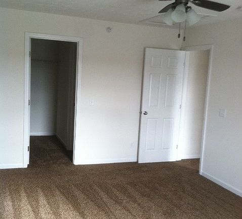 5th image of 404 Brunswick Dr APT 9
