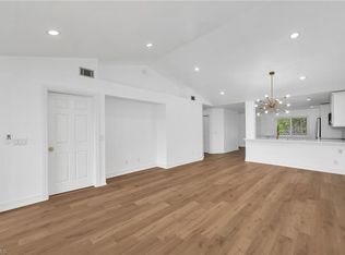 388 Belina DR #1106, NAPLES, FL 34104