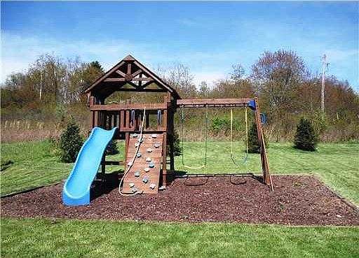 5th image of 311 Samuel Dr
