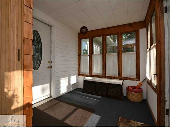 3rd image of 410 White St