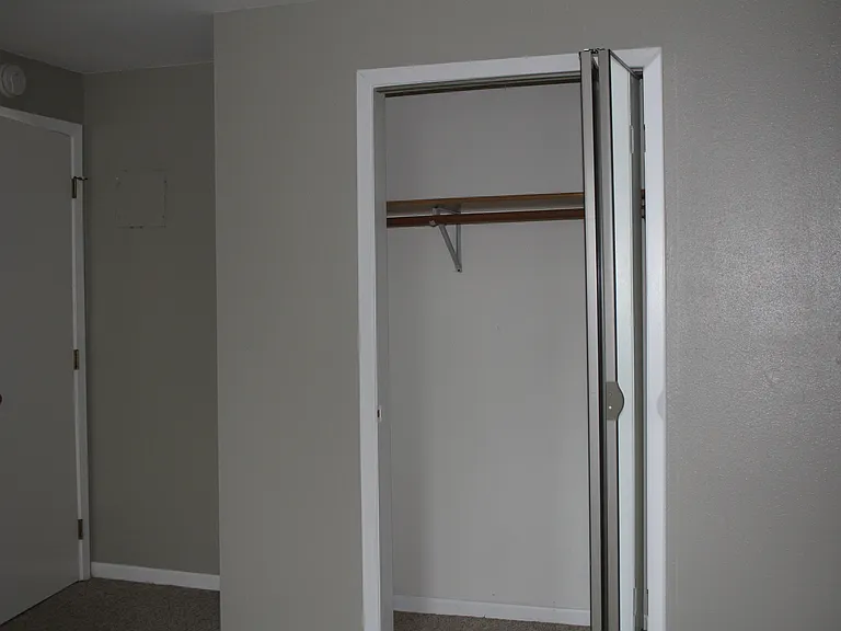 Apt 102 - 29_11192019