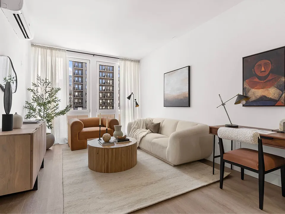 4-34 26th Ave #211