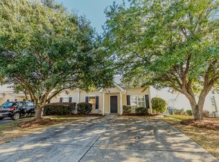 7363 Suncatcher Dr, Hanahan, SC 29410