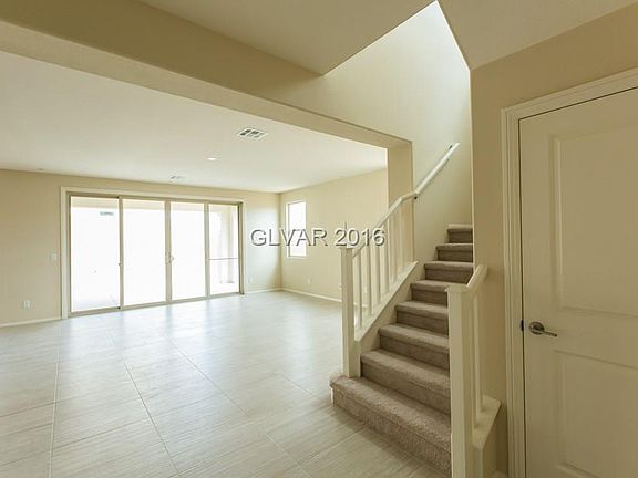4th image of 920 Aspen Hollow Ct