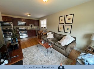 159 Summer St APT 3, Waltham, MA 02452