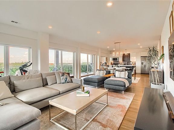 4th image of 4361 S Congress Ave #431