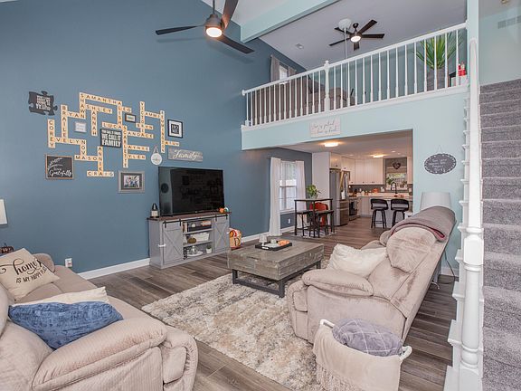 5th image of 8011 Winterbury Dr